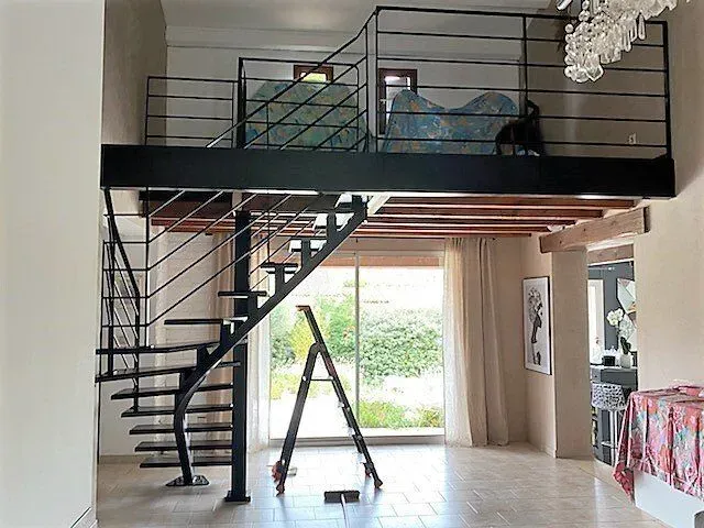 escaliers avec mezzanine